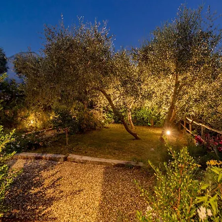 בית נופש Frantoio - Nel Con Giardino E Terrazza Privata טאג'ה